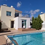 In Paphos Villa