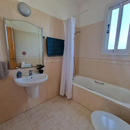 Villa In Paphos Mandria (Paphos)